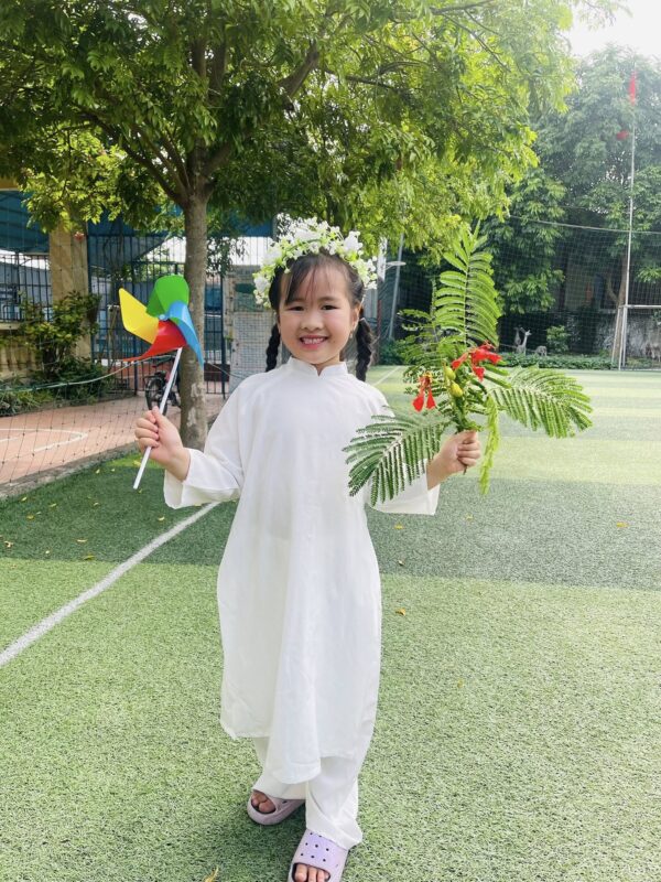 BẠN PHẠM NGỌC MINH ANH - HỌC SINH 5 TUỔI CÓ NHỮNG BƯỚC TRƯỞNG THÀNH ĐẦU ĐỜI TẠI NGÔI TRƯỜNG CAPITOLE THÂN YÊU 4